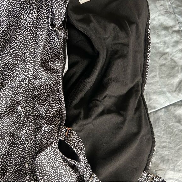 New Grace Sunny Women’s One Piece Swimsuit Dress with Ruffle Hem - Picture 8 of 12